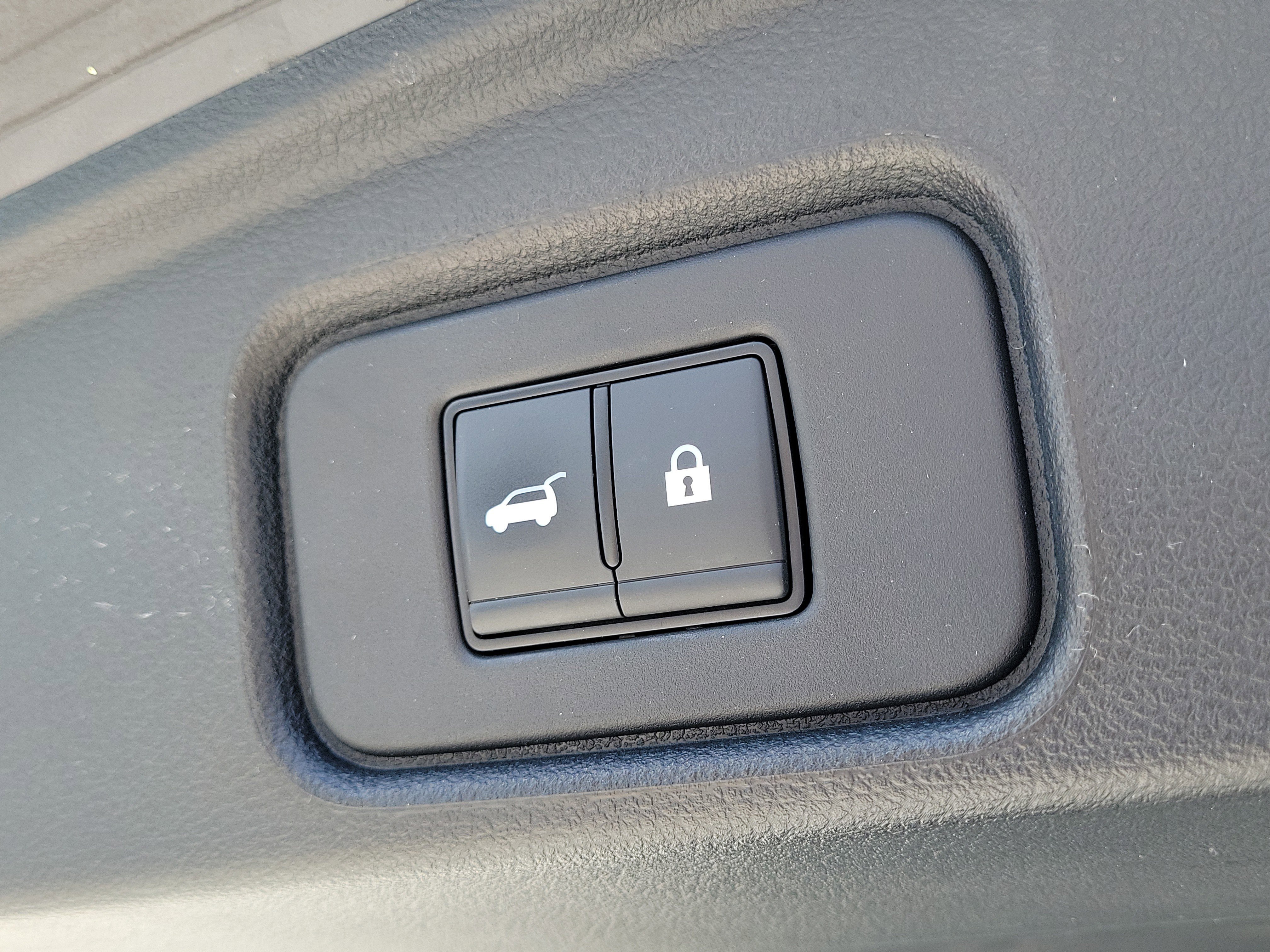 Certified 2024 Nissan Pathfinder SL FWD image 7