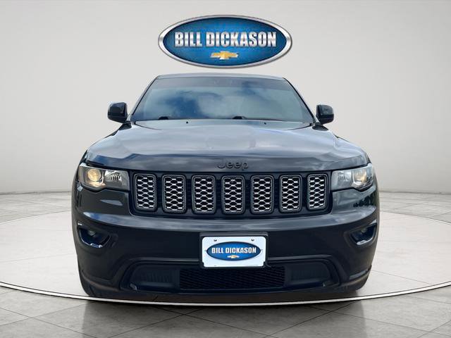 Used 2020 Jeep Grand Cherokee Altitude image 2