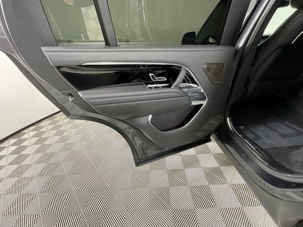 Certified 2024 Land Rover Range Rover Long Wheelbase Autobiography image 25