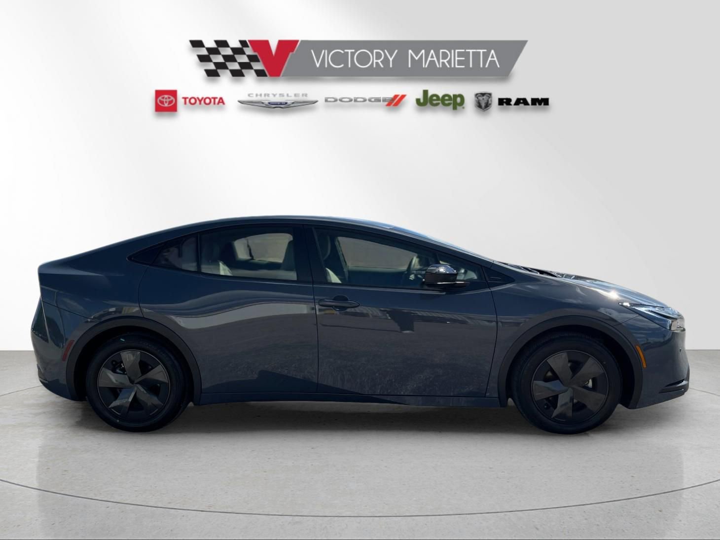 Used 2026 Toyota Prius LE FWD image 6