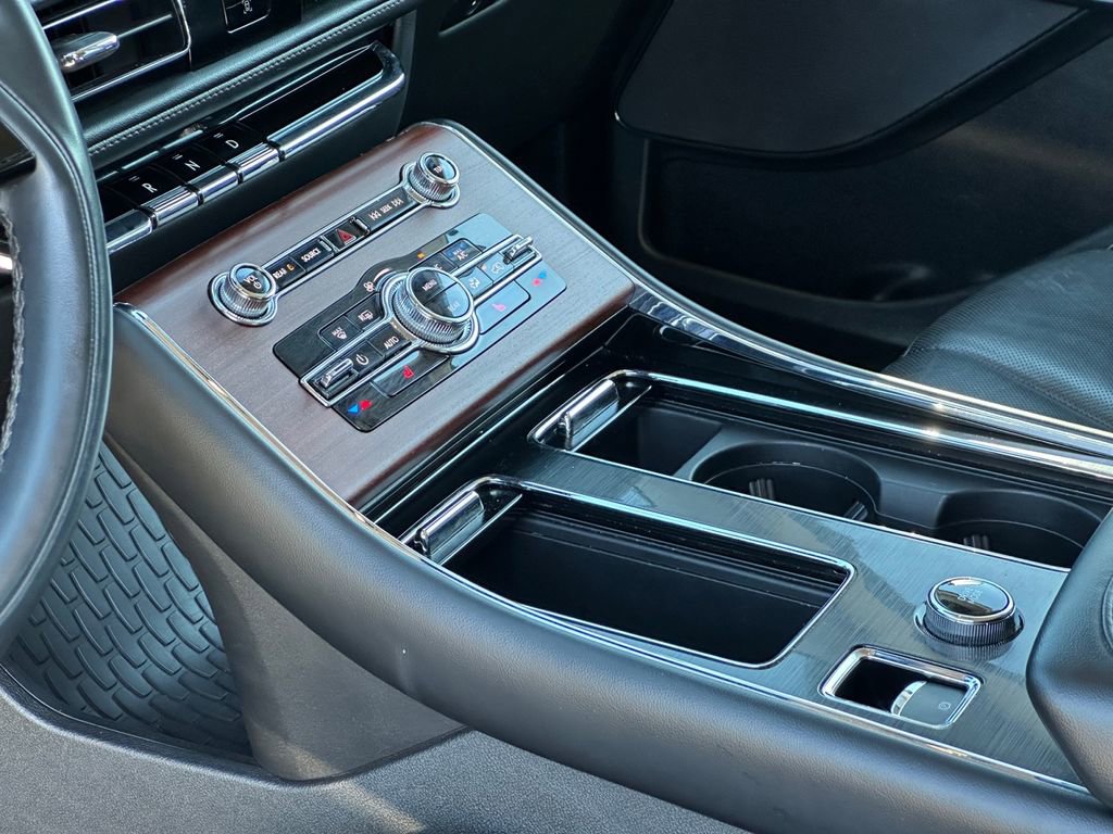 Used 2023 Lincoln Aviator Reserve image 18