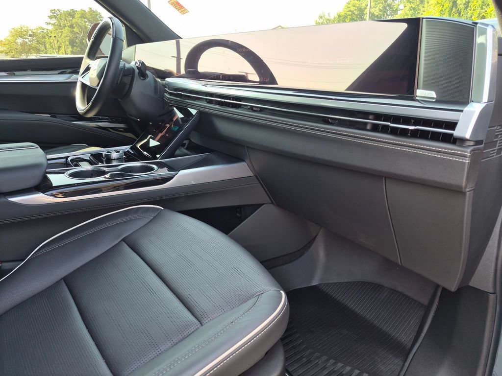 Certified 2026 Cadillac Escalade Sport w/ Touring Package AWD/4WD image 29