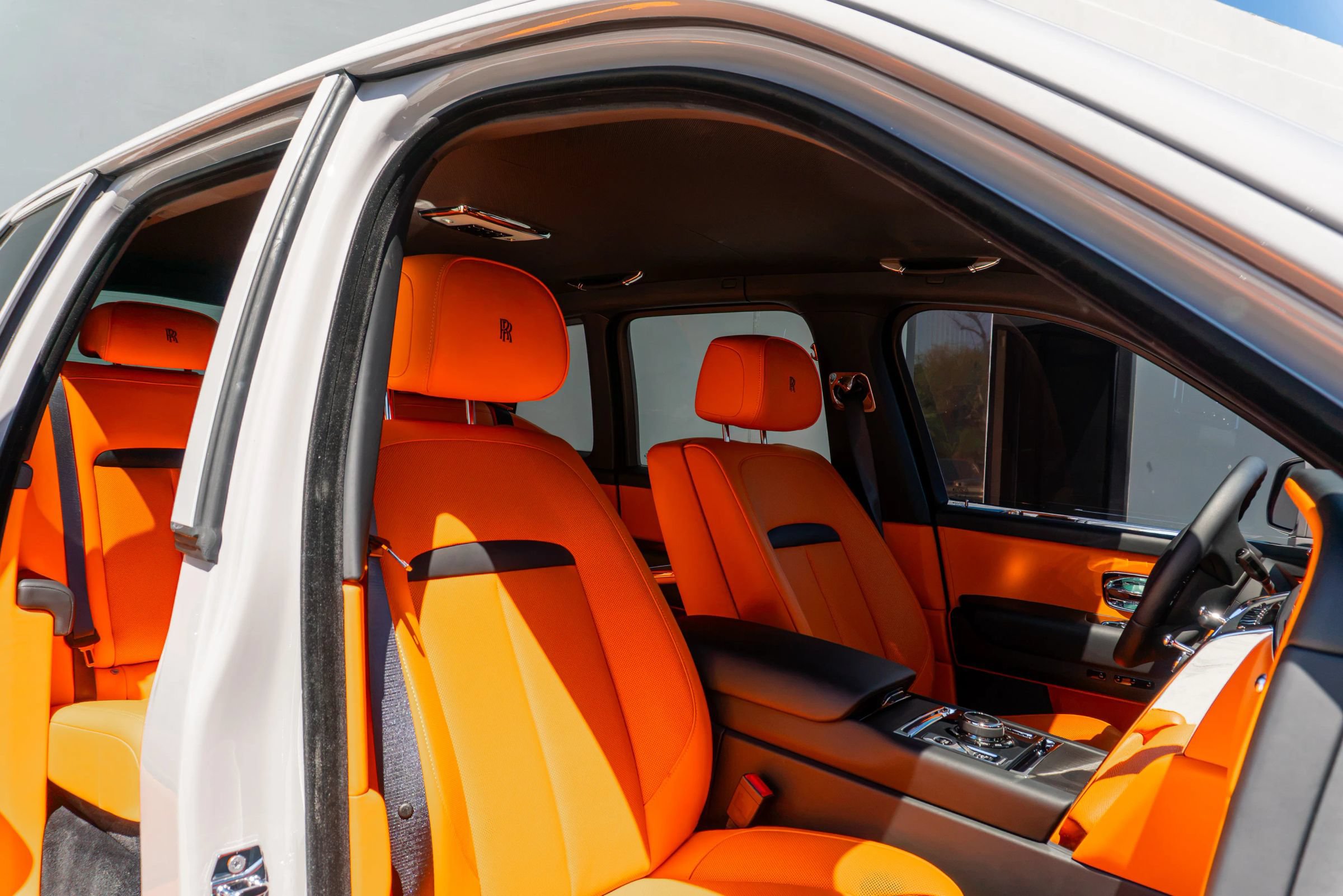 Used 2026 Rolls-Royce Cullinan AWD/4WD image 14
