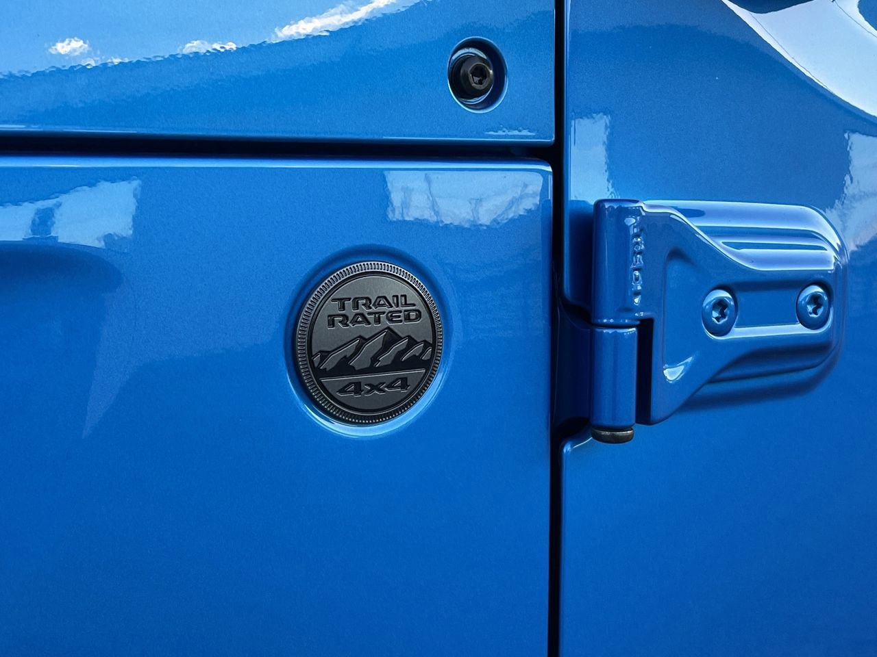 New 2025 Jeep Gladiator Sport image 28