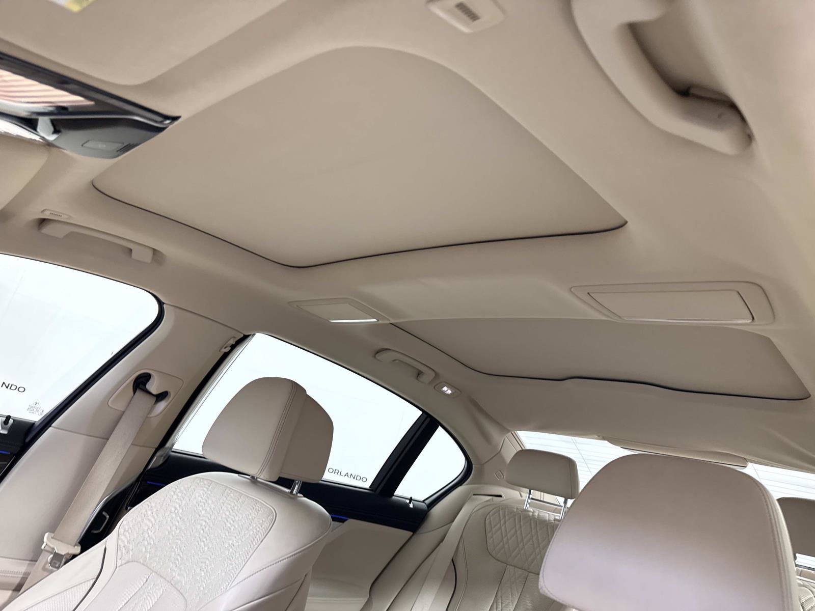 Used 2016 BMW 740i RWD image 18