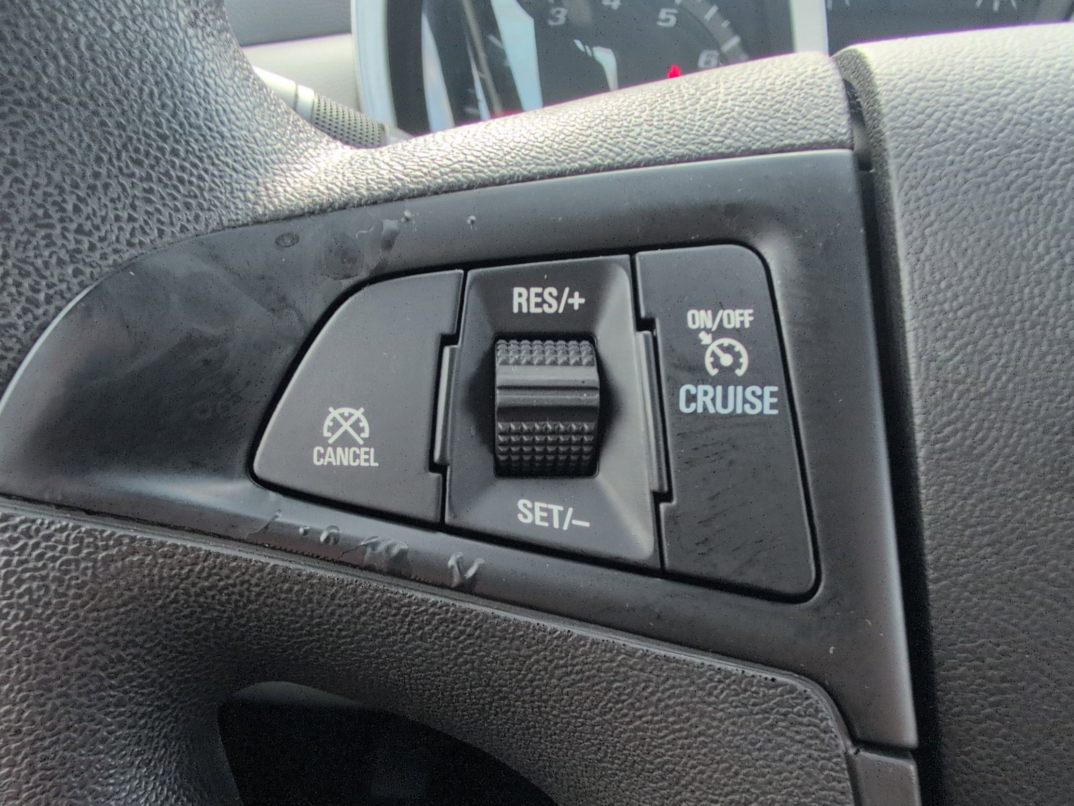Used 2013 Chevrolet Equinox LS image 15