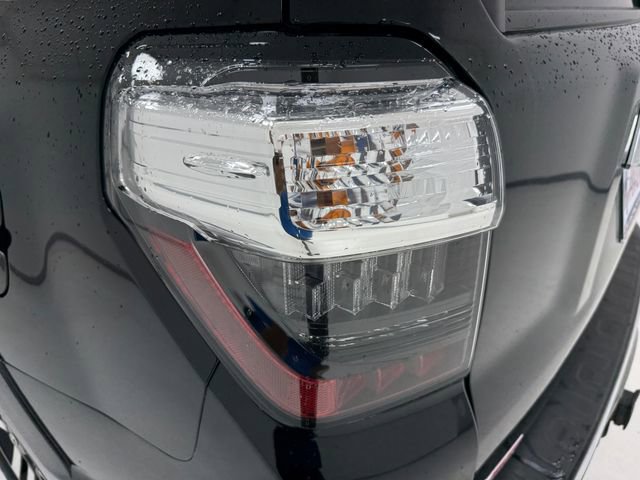 Used 2015 Toyota 4Runner Limited AWD/4WD image 36
