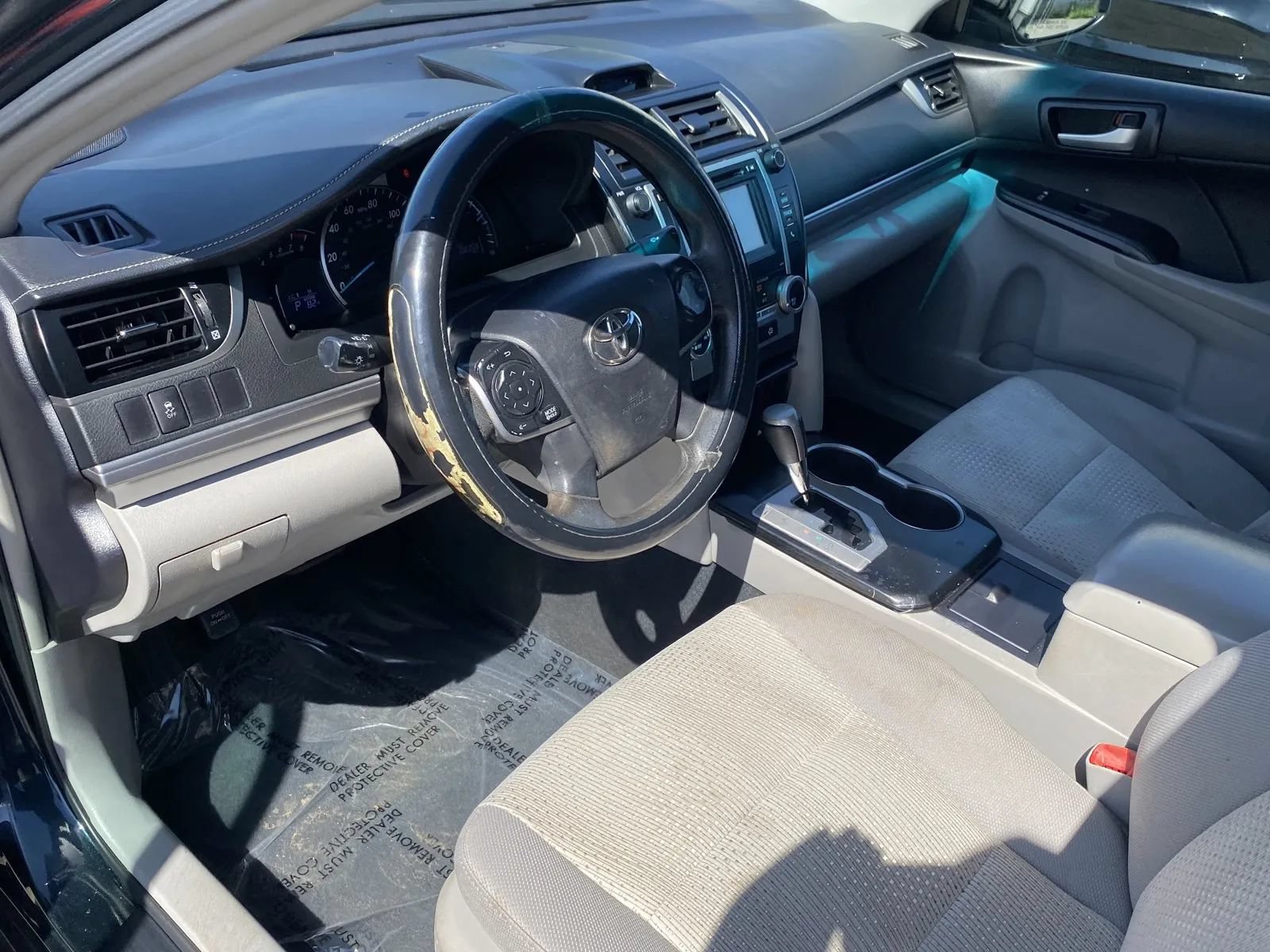 Used 2014 Toyota Camry LE FWD image 10