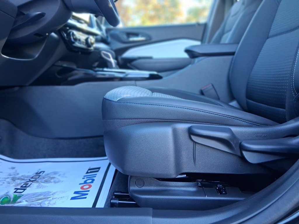 New 2026 Chevrolet Trax LT w/ Driver Confidence Package FWD image 21