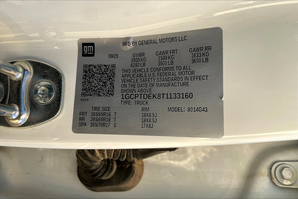 Used 2026 Chevrolet Colorado Z71 AWD/4WD image 32