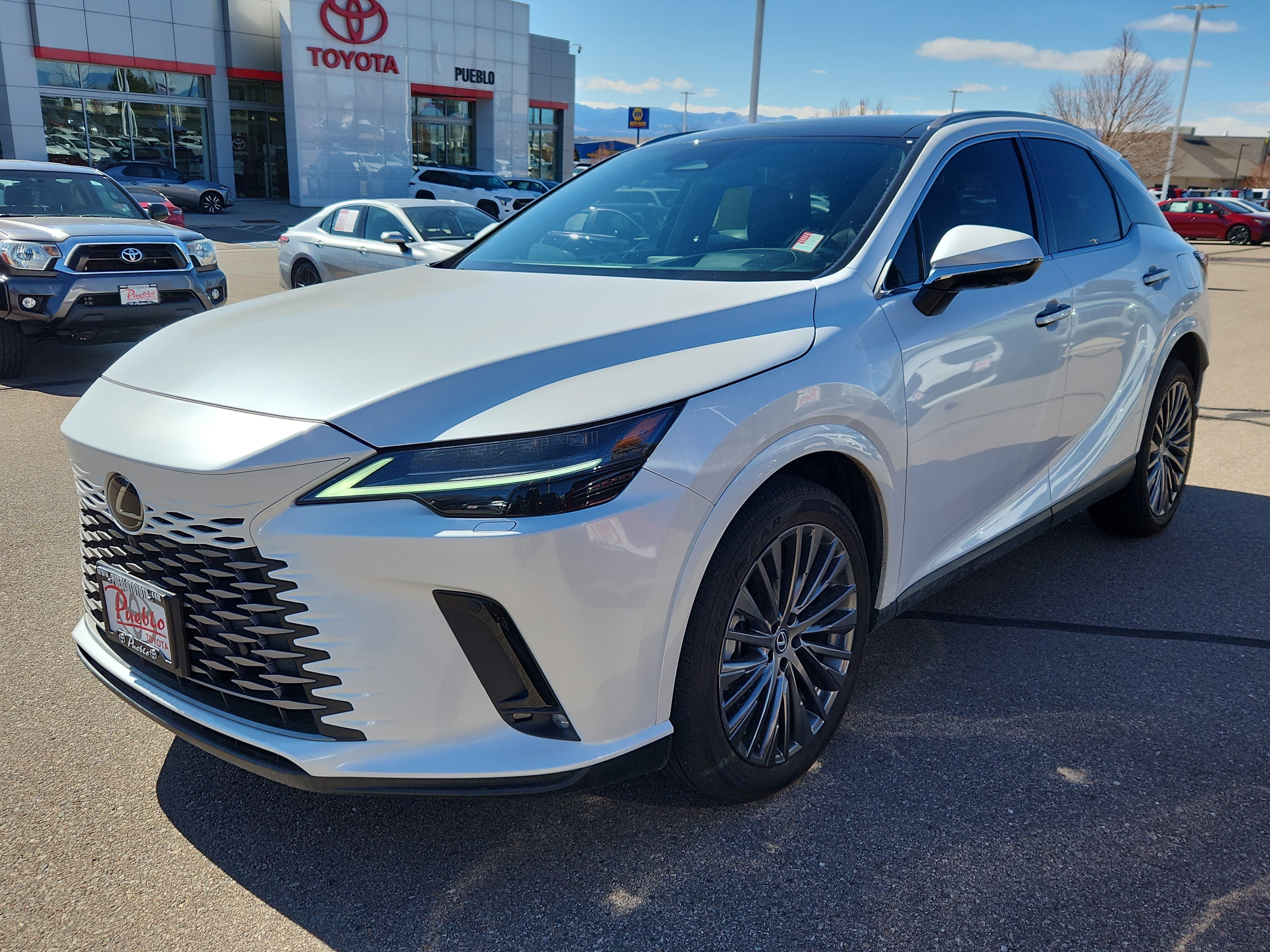 Used 2024 Lexus RX 350 w/ Convenience Package image 4