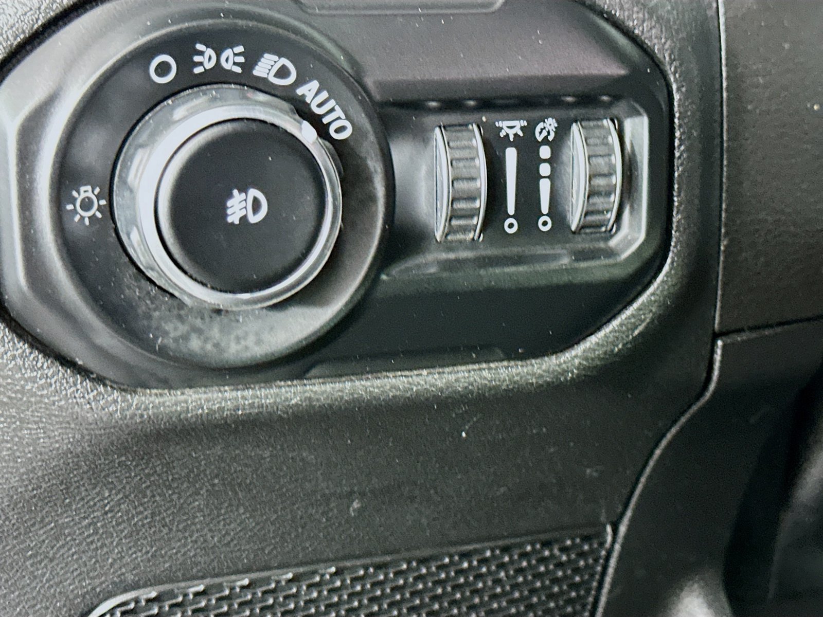 Used 2020 Jeep Wrangler Unlimited Sport S AWD/4WD image 10