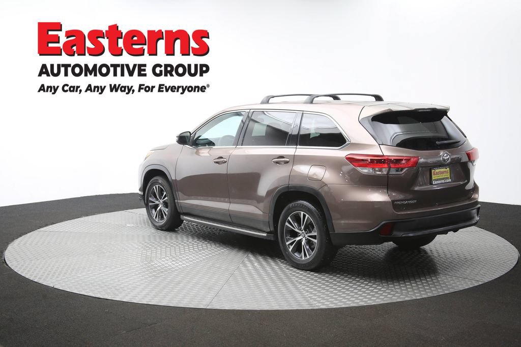 Used 2019 Toyota Highlander LE FWD image 63