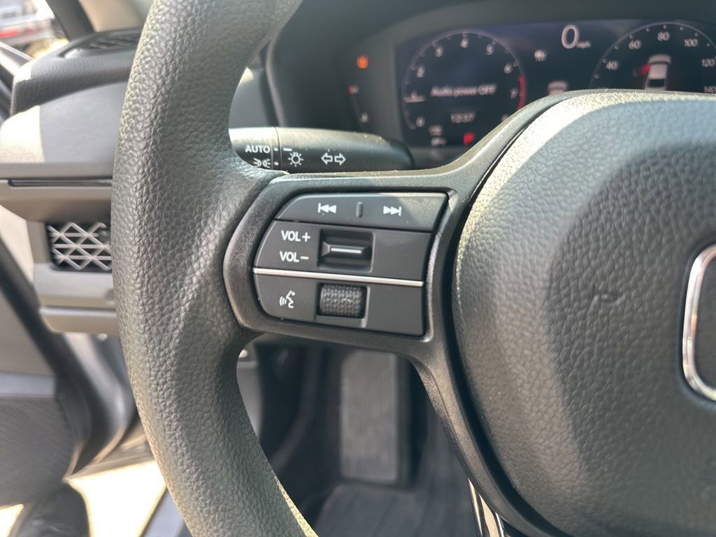 Used 2023 Honda Accord LX image 14