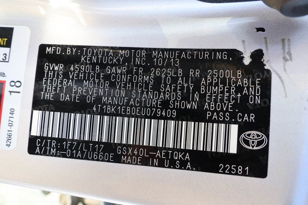 Used 2014 Toyota Avalon Limited image 39