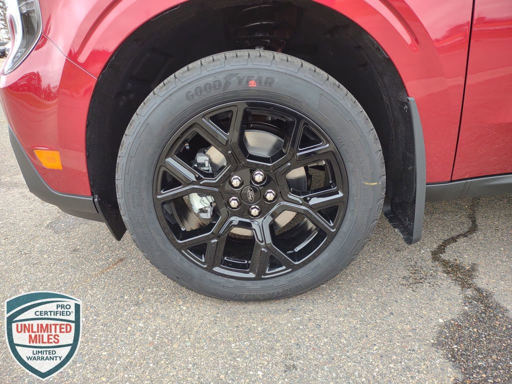 New 2025 Ford Maverick XLT w/ XLT Luxury Package image 31