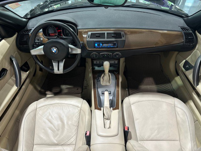 Used 2003 BMW Z4 2.5i RWD image 44