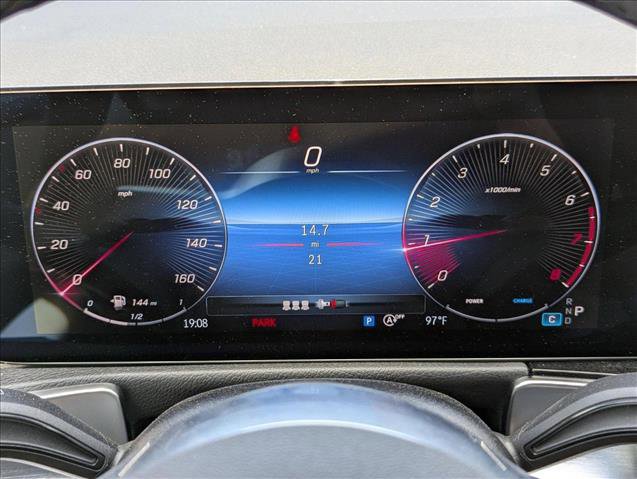 New 2025 Mercedes-Benz GLB 250 image 11