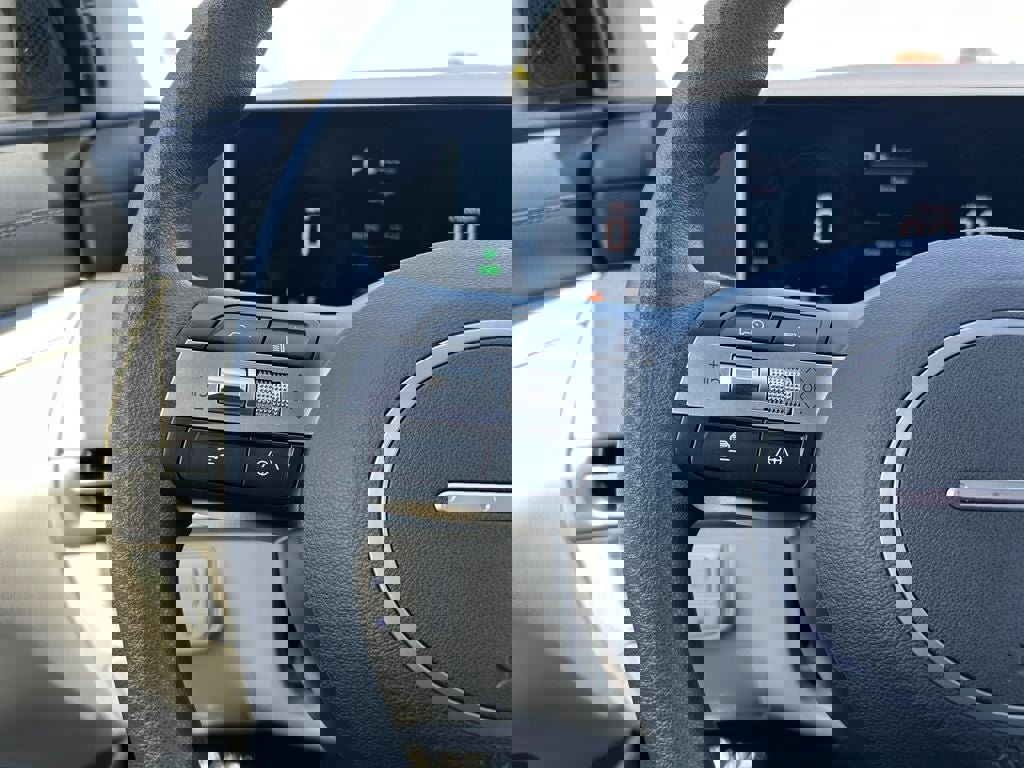 Used 2025 Hyundai Tucson SEL image 17