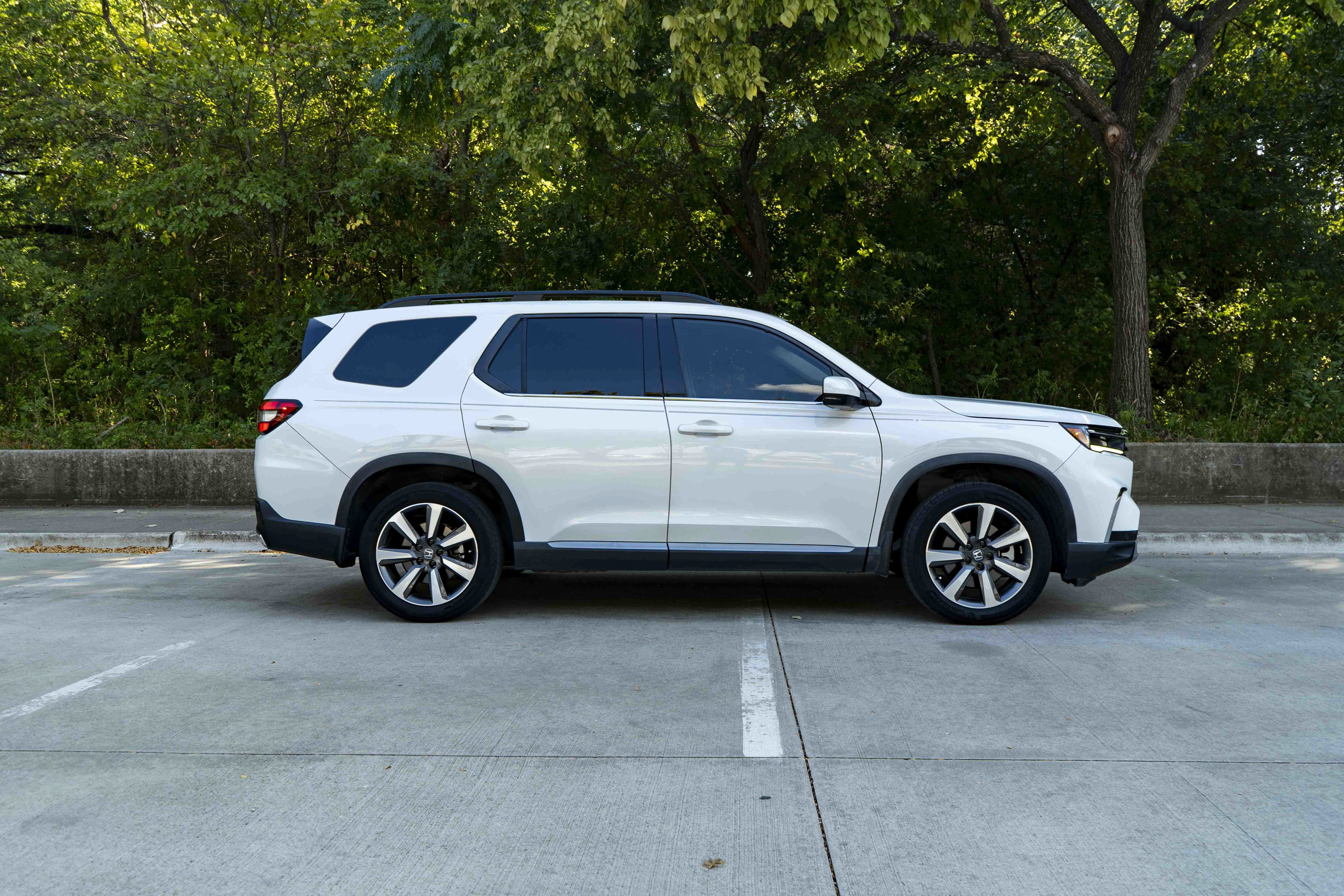 Used 2023 Honda Pilot Touring image 10