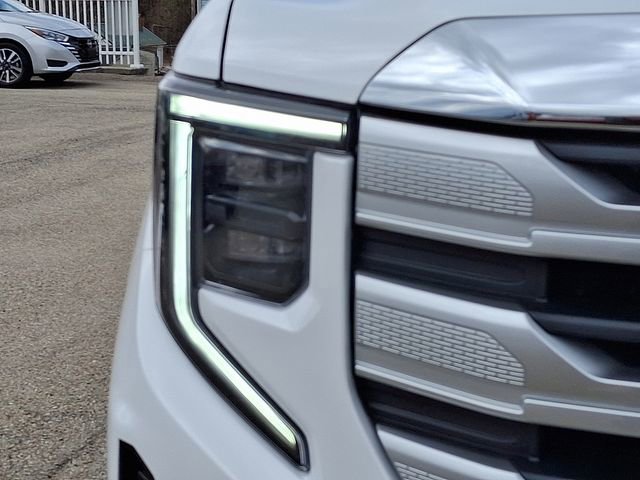 New 2026 GMC Sierra 1500 SLE image 10