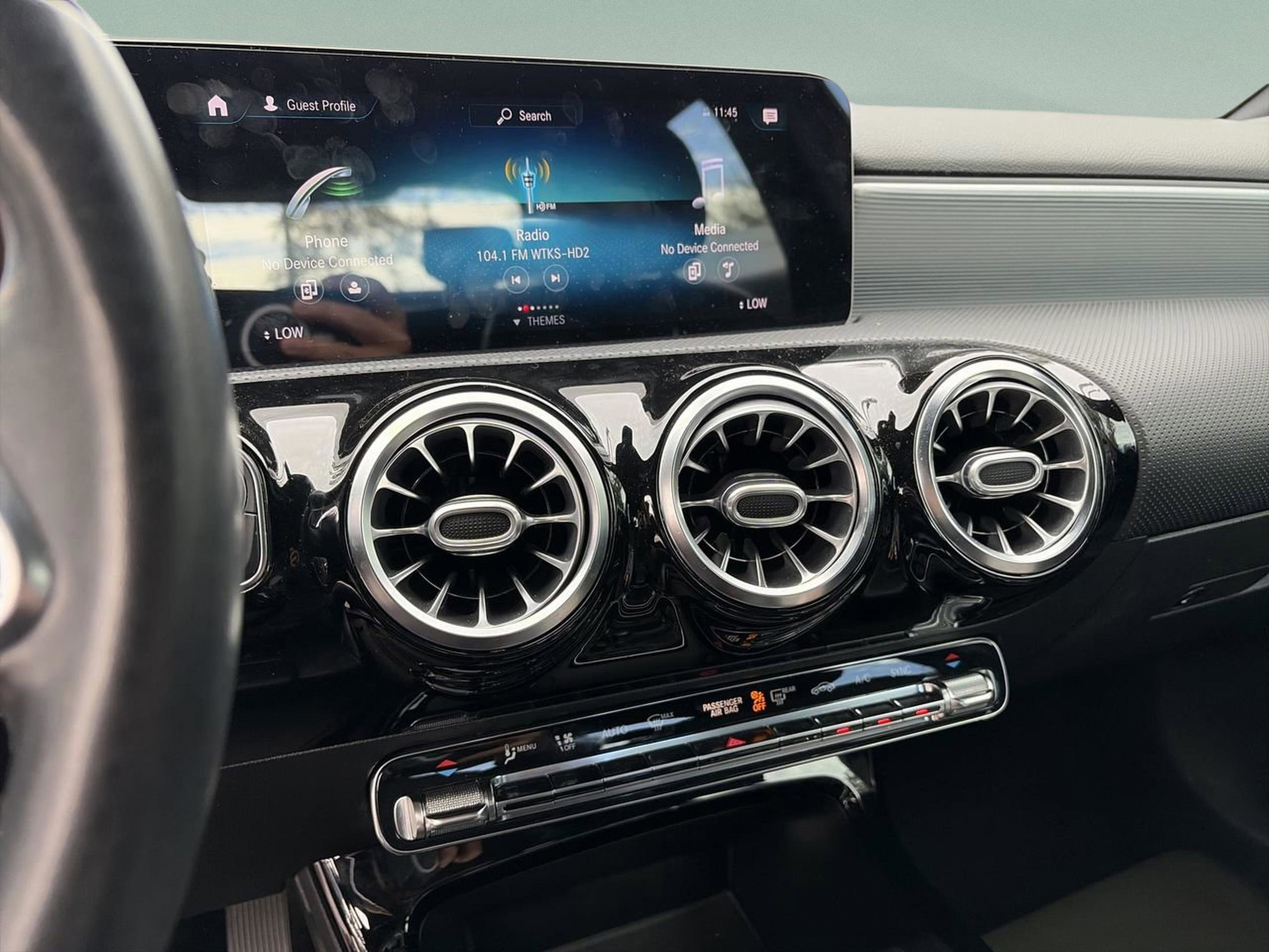 Used 2020 Mercedes-Benz A 220 A 220 image 10