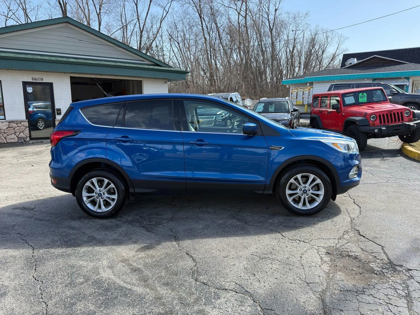 Used 2019 Ford Escape SE AWD/4WD image 6
