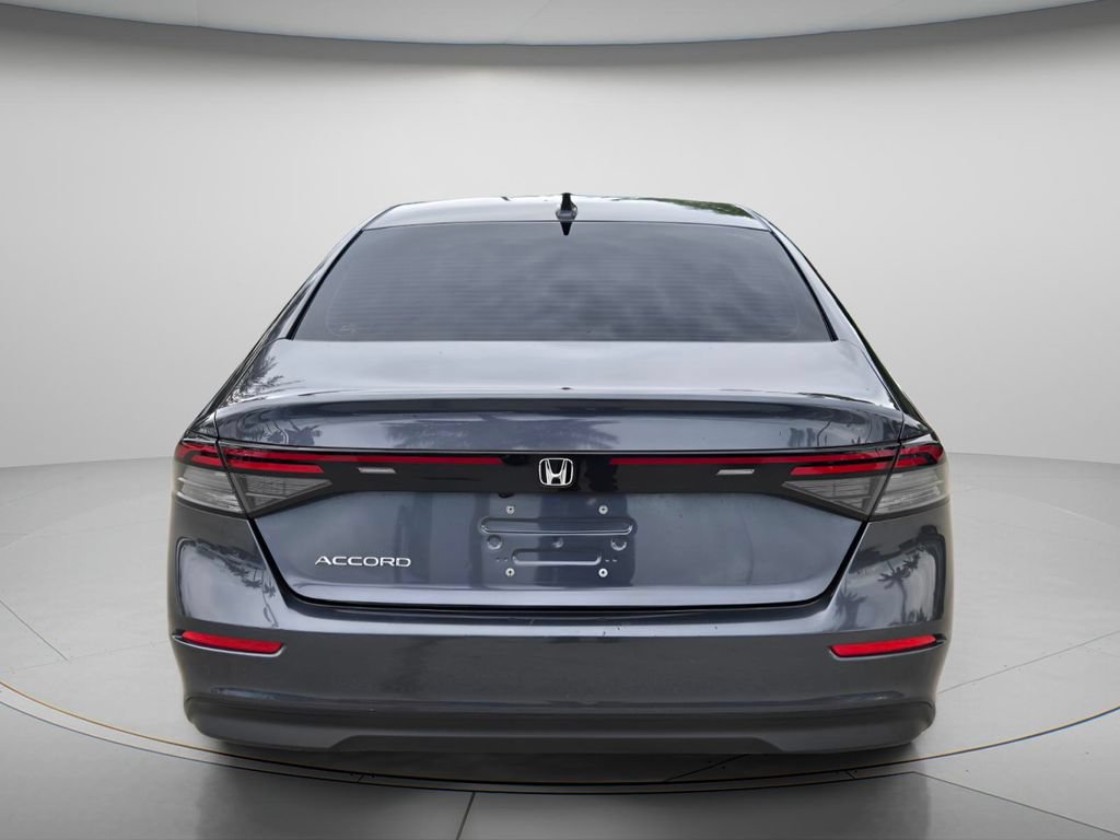 Used 2023 Honda Accord LX image 5