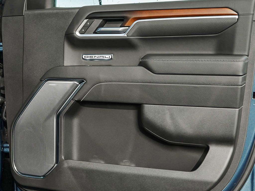 New 2026 GMC Sierra 1500 Denali w/ Denali Reserve Package image 8