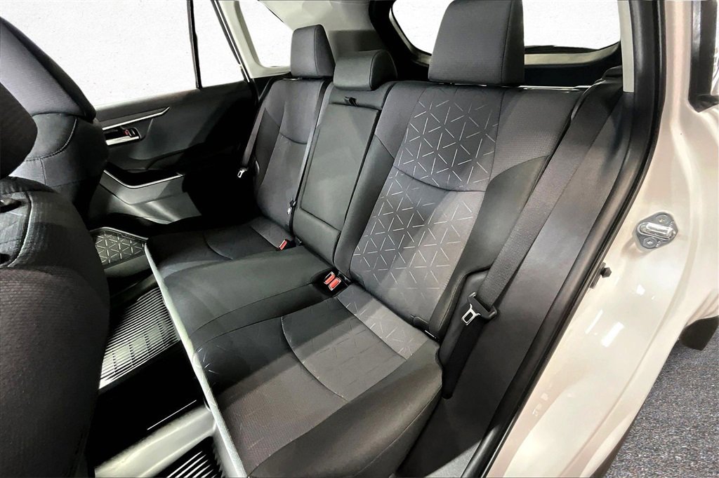 New 2025 Toyota RAV4 XLE w/ Convenience Package image 17
