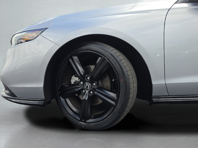 Used 2025 Honda Accord Sport image 43