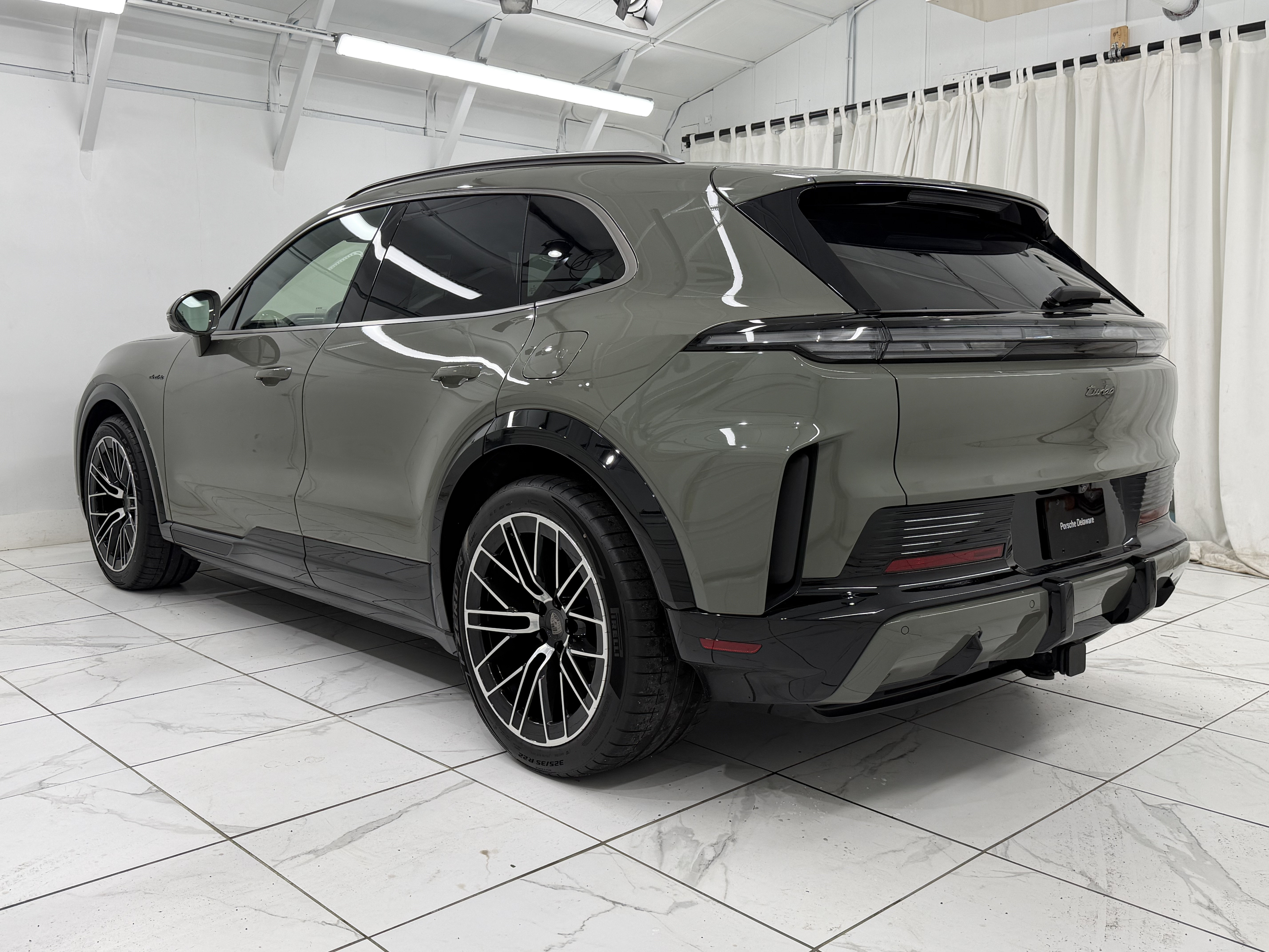 New 2026 Porsche Cayenne Turbo Electric AWD/4WD image 14