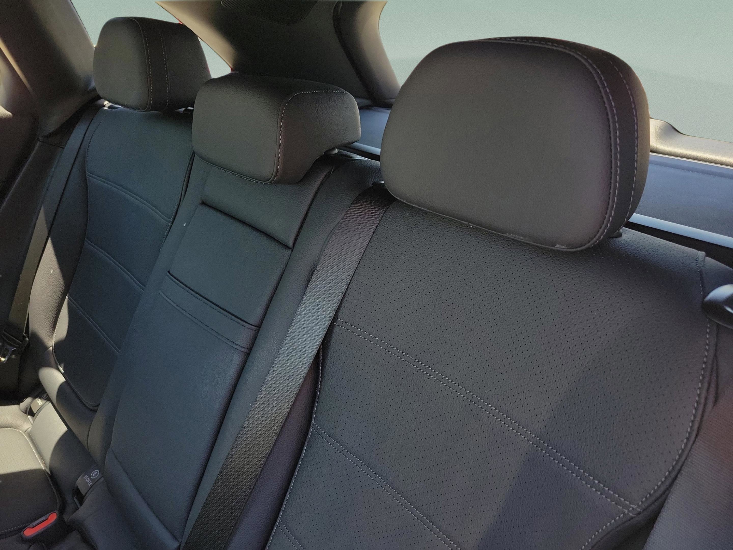 Certified 2025 Mercedes-Benz GLC 300 image 8