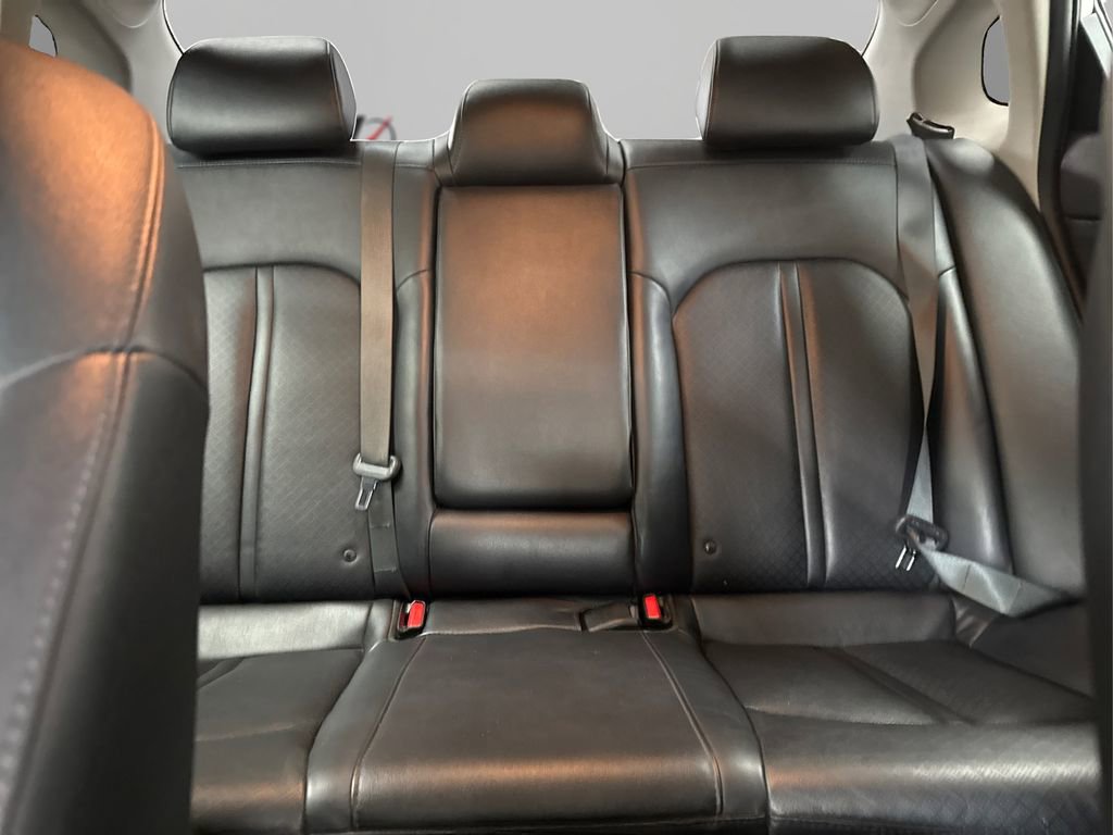 Used 2019 Kia Optima EX image 18