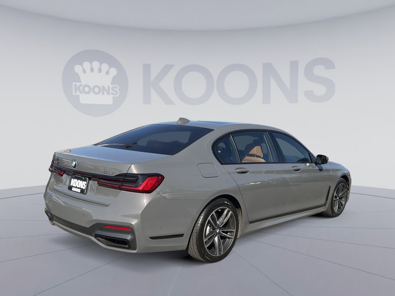 Used 2022 BMW 750i xDrive w/ Executive Package image 7