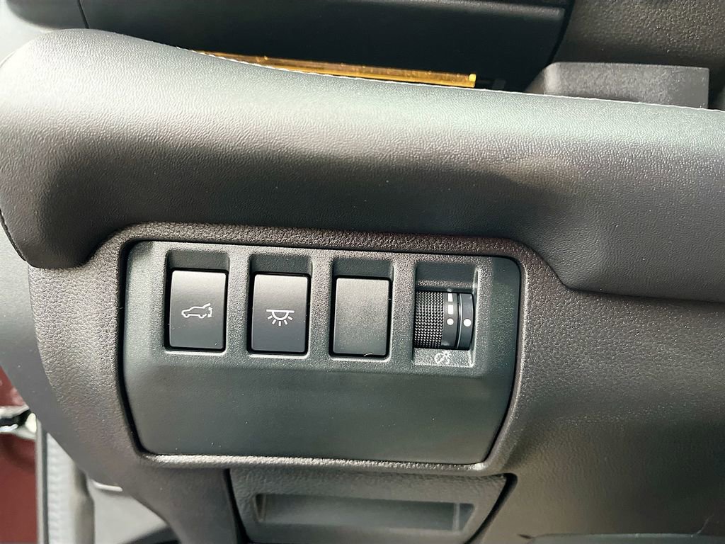 Used 2024 Subaru Ascent Touring image 10
