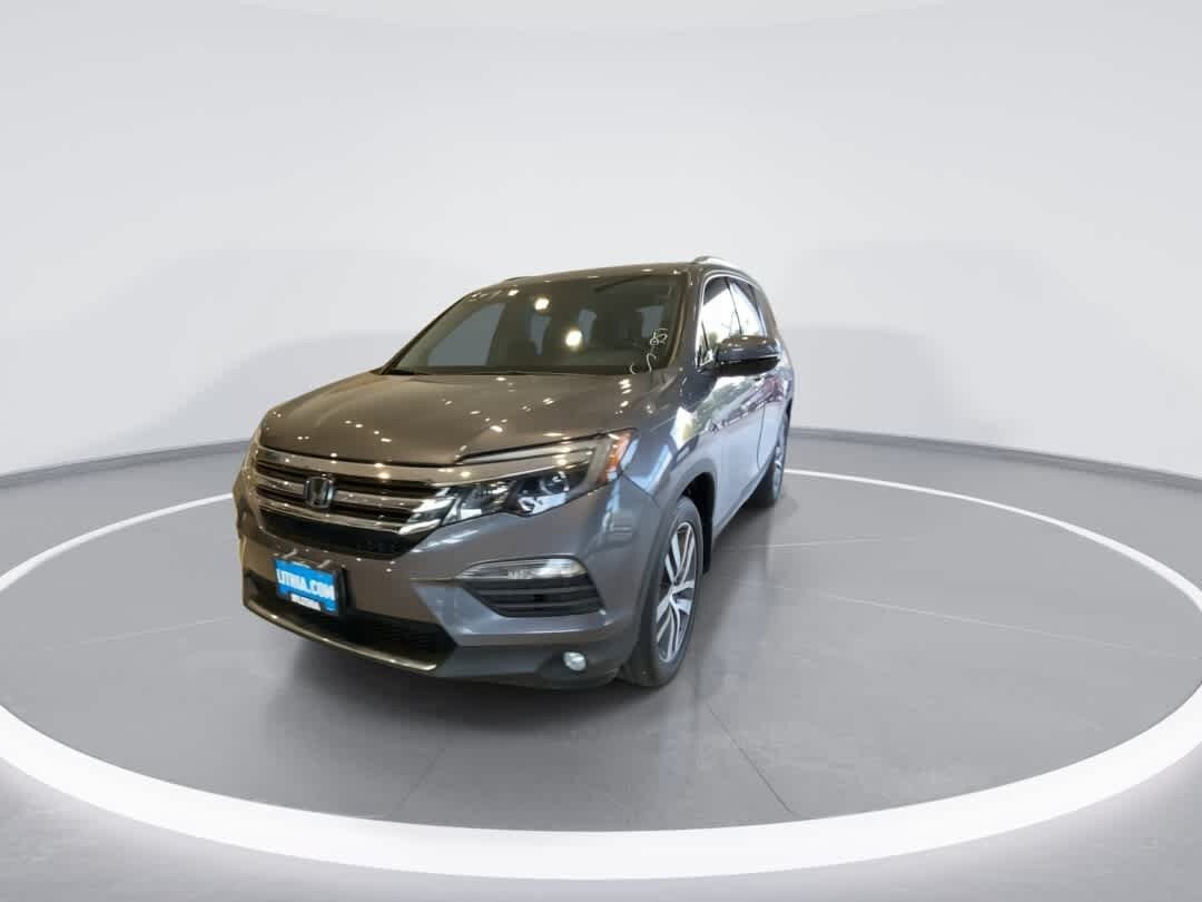 Used 2017 Honda Pilot Elite image 4