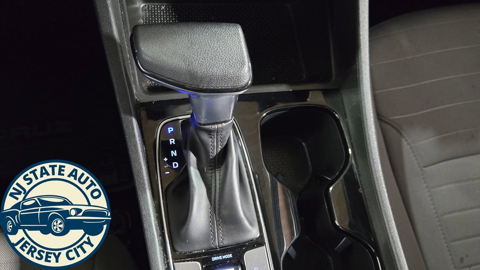 Used 2023 Hyundai Santa Cruz SE image 17