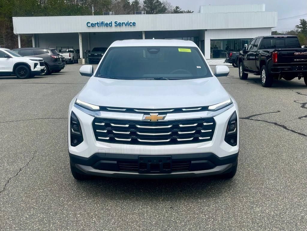 New 2026 Chevrolet Equinox LT w/ Safety and Technology Package AWD/4WD image 9