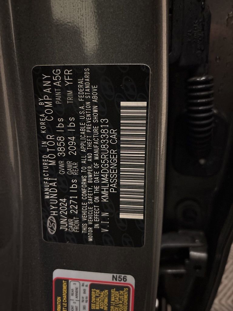 Used 2024 Hyundai Elantra SEL image 11