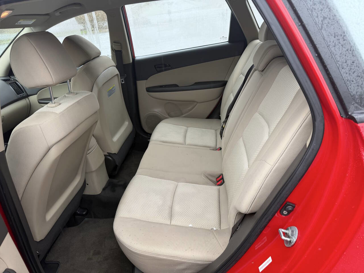 Used 2012 Hyundai Elantra GLS image 11
