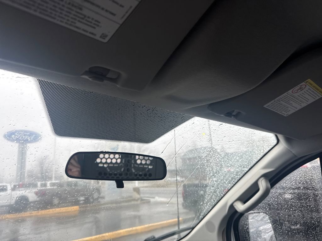 Used 2015 Ford Transit 250 130 Low Roof image 28