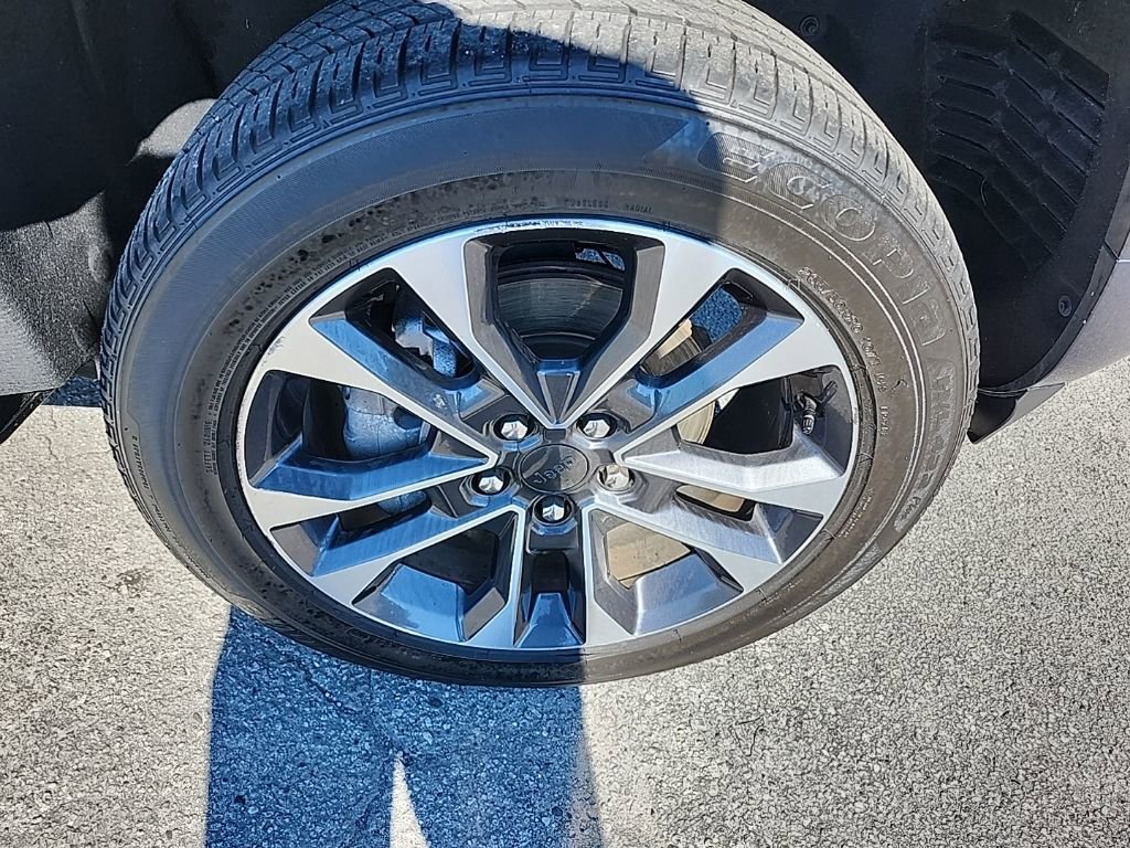 Certified 2024 Jeep Grand Cherokee Overland image 15