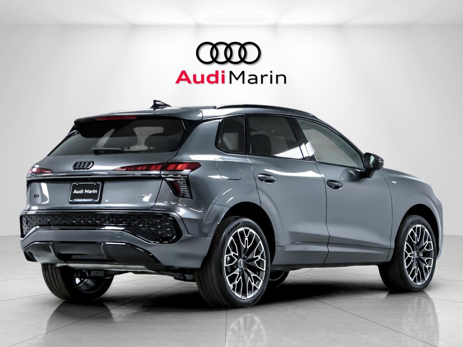 New 2026 Audi Q3 quattro 2.0T AWD/4WD image 5