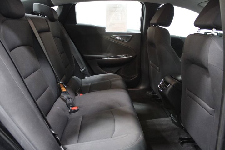 Used 2022 Chevrolet Malibu LT image 25