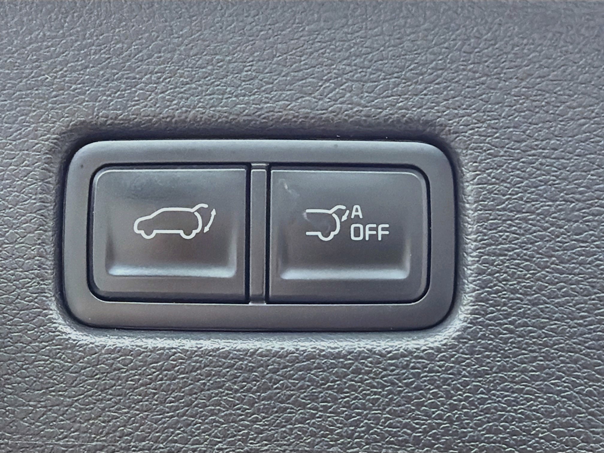 Used 2024 Kia Telluride EX w/ EX Captain's Chair Package FWD image 14