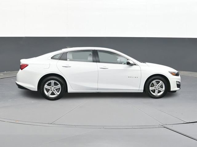 Used 2025 Chevrolet Malibu LS FWD image 18