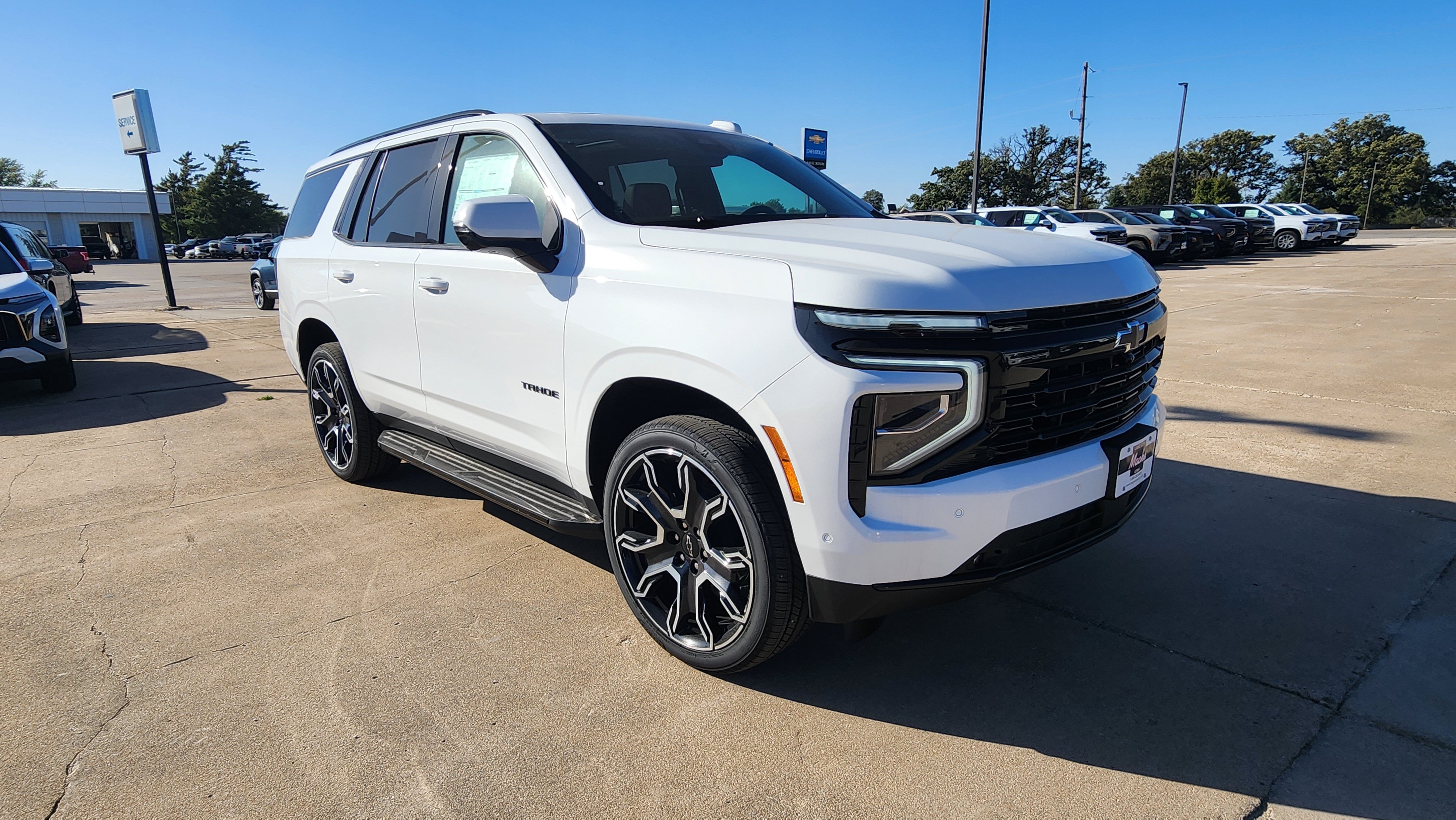 New 2026 Chevrolet Tahoe RST w/ RST Capability Package AWD/4WD image 3