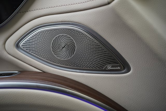 Used 2022 Mercedes-Benz EQS 580 4MATIC Sedan image 35