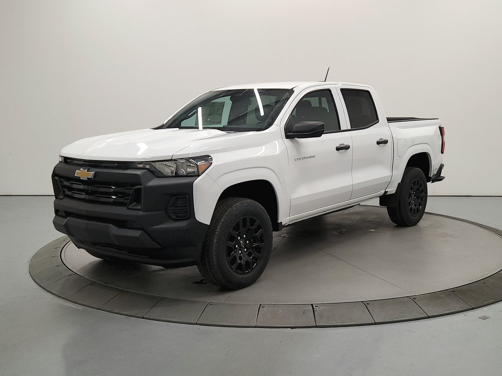 New 2026 Chevrolet Colorado W/T w/ WT Custom Package RWD image 4